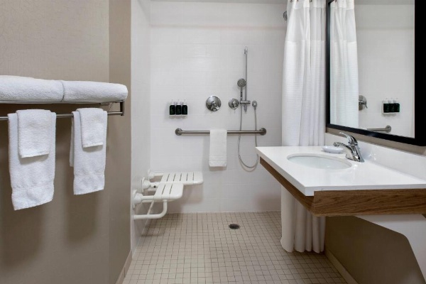 SpringHill Suites by Marriott Danbury image 11